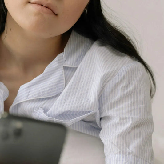 The Silent Trap: How to Navigate "Quiet Comparison" on Social Media RYSE & SHYNE