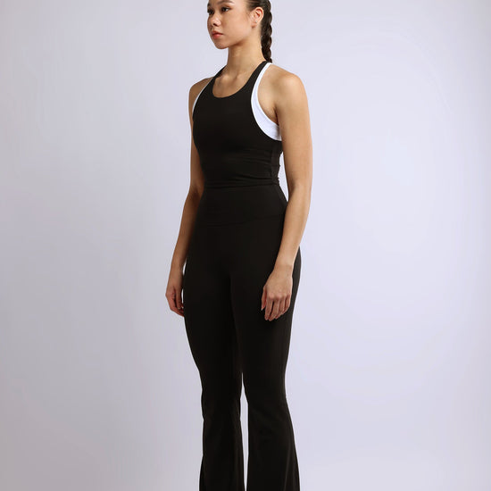 Rise Flared Leggings RYSE & SHYNE