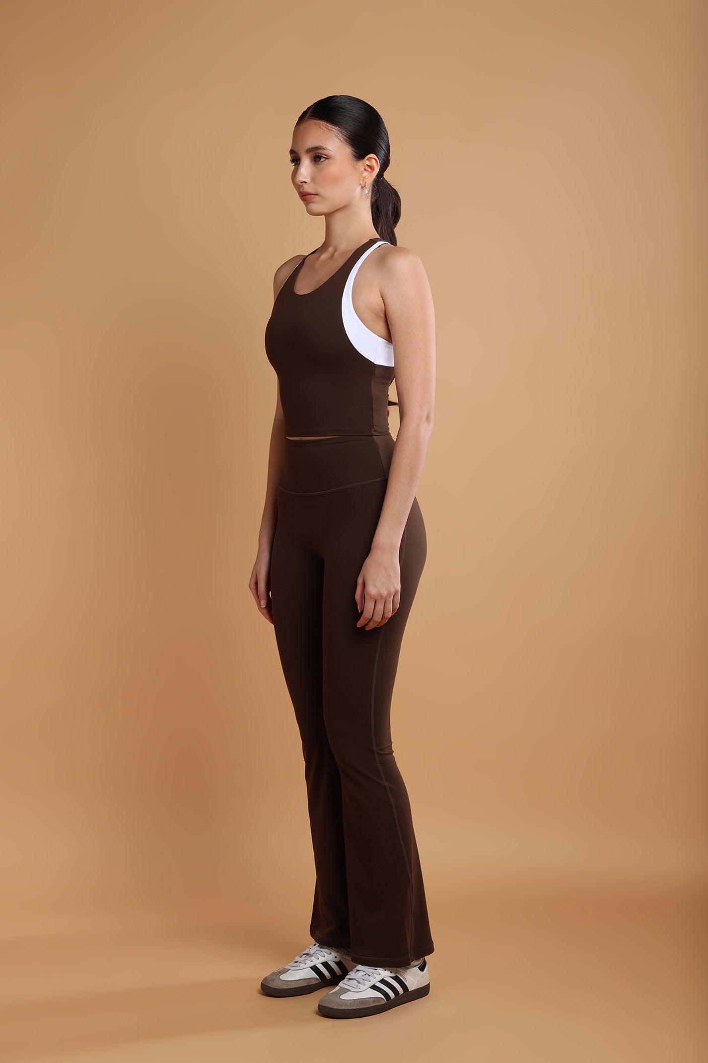 Rise Flared Leggings RYSE & SHYNE